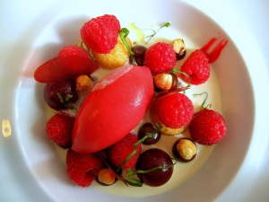 Søllerød Kro - Hindbær, fløde og hasselnød 2